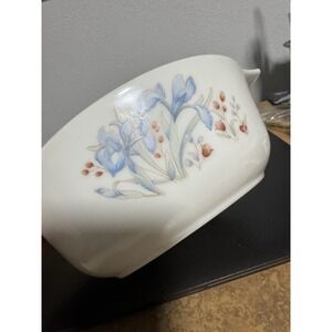 Vintage Pyrex England Bowl With Handles